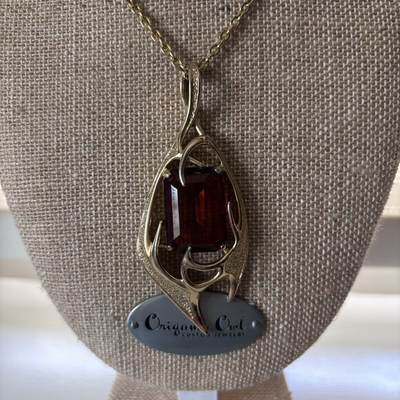 Sarah Coventry Jewelry - Vintage Sara Coventry Gold Tone Necklace & Clip Earrings Set Amber Stone